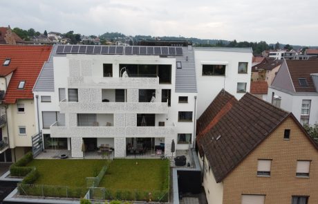 Mehrfamilienhaus
